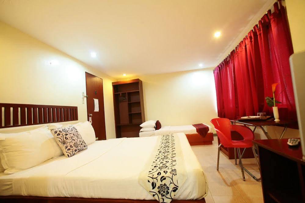 Nagaland Hotel Exteriör bild